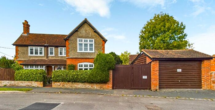 3 Bedroom Detached House For Sale In Newhaven, Hardwick, HP22