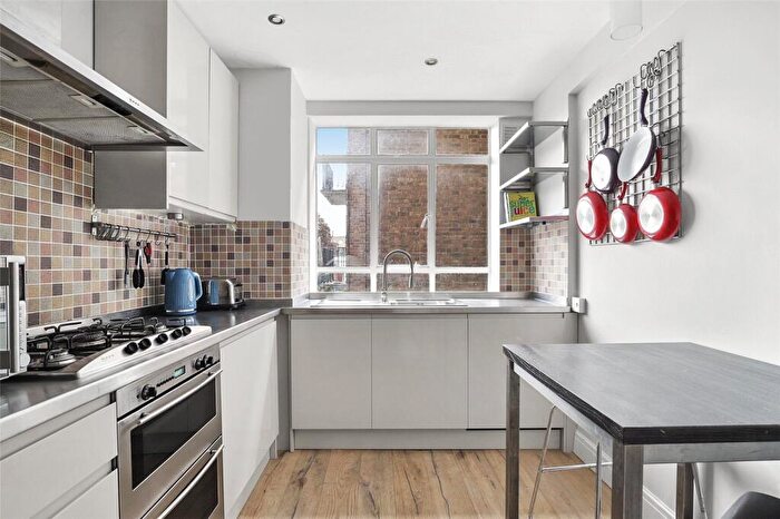 2 Bedroom Flat To Rent In Harrow Lodge, Northwick Terrace, NW8