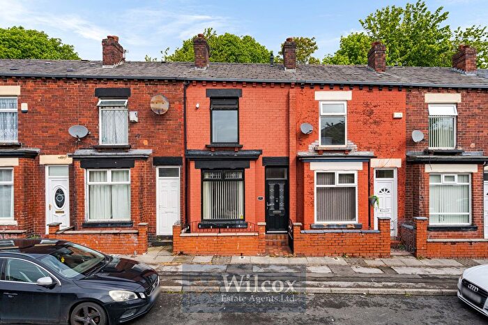 2 Bedroom Terraced House For Sale In Kingsley Street, Bolton, BL1