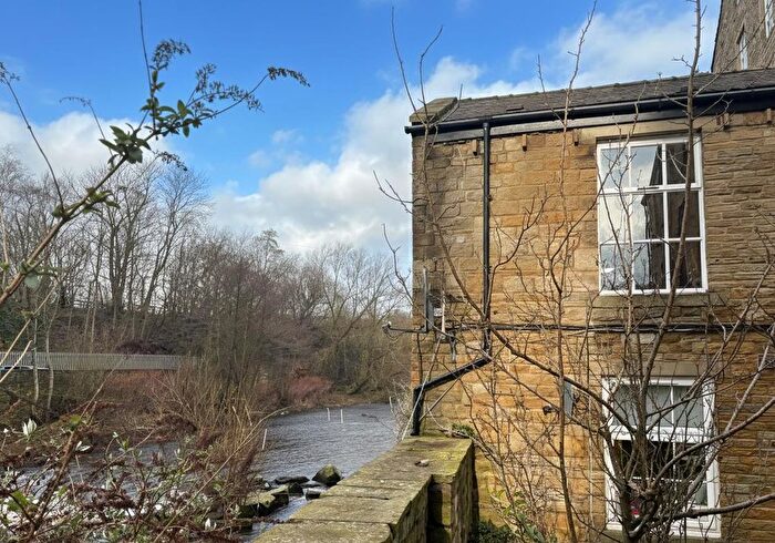 1 Bedroom Flat For Sale In Wharf Street, Sowerby Bridge, HX6