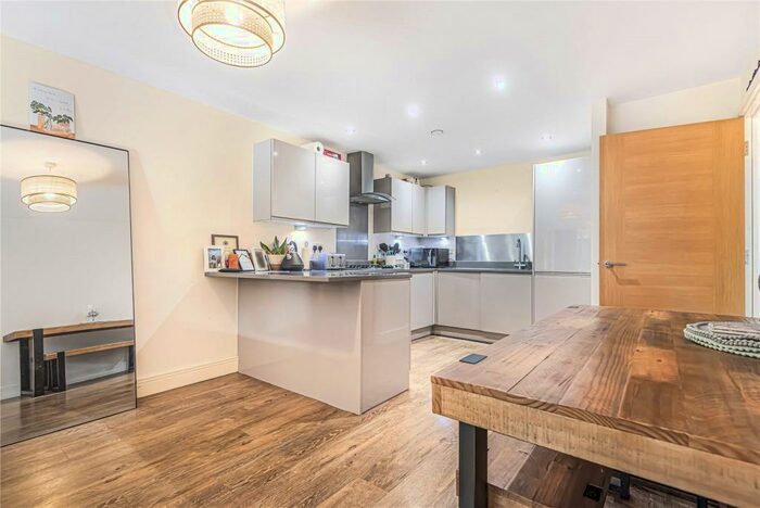 1 Bedroom Apartment To Rent In Institute Road, Taplow, Maidenhead, SL6