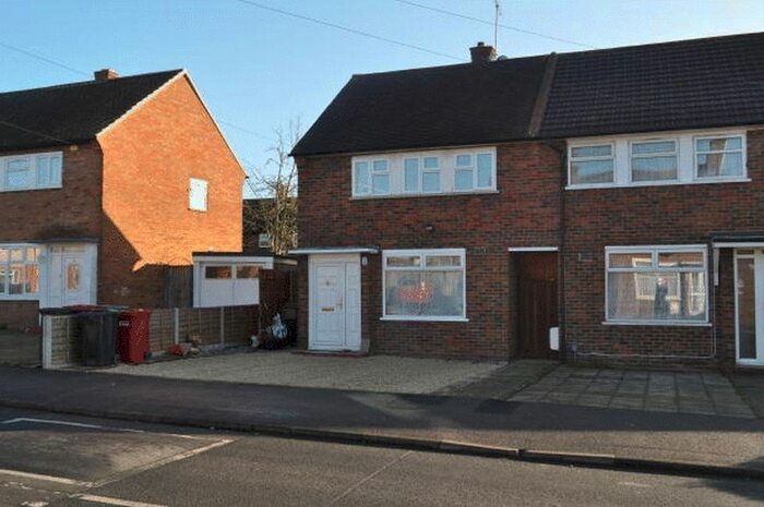 3 Bedroom Semi-detached House To Rent In Cockett Road, Langley, Slough, SL3