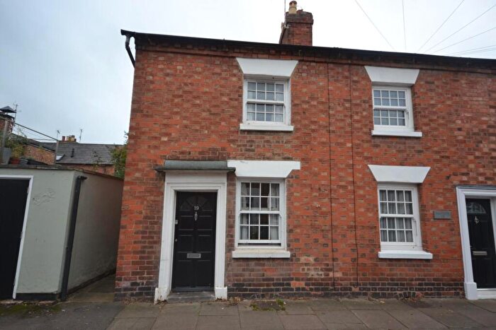 2 Bedroom House To Rent In Mulberry Street Stratford Upon Avon Warwickshire, CV37