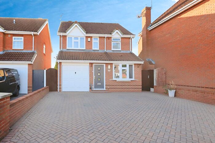 3 Bedroom Detached House For Sale In Elford Grove, Bilston, WV14