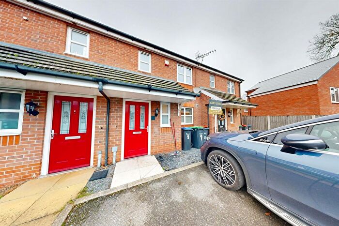 3 Bedroom Terraced House For Sale In Portland Road, Hucknall, Nottingham, NG15