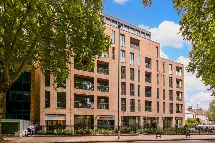 2 Bedroom Flat To Rent In Chiswick High Road, London, W4