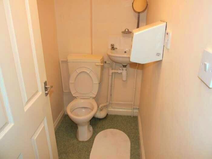 3 Bedroom Flat To Rent In Mackintosh Place, Roath, Cardiff, CF24