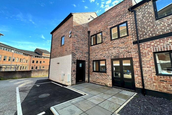 1 Bedroom Flat To Rent In Old Market Place, Altrincham, WA14