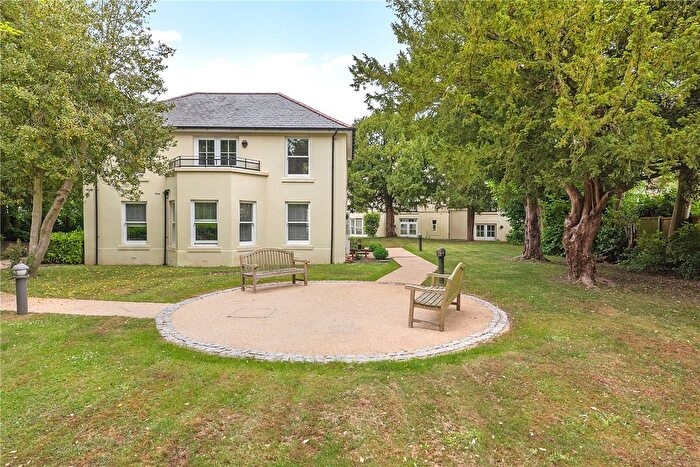 2 Bedroom Flat For Sale In The Pines, Puckle Lane, Canterbury, Kent, CT1