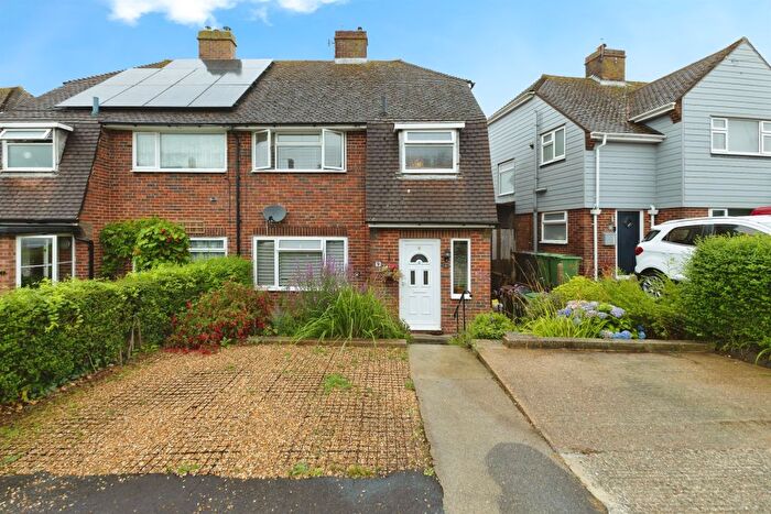 3 Bedroom Semi-Detached House For Sale In Mountbatten Close, Hastings, TN35