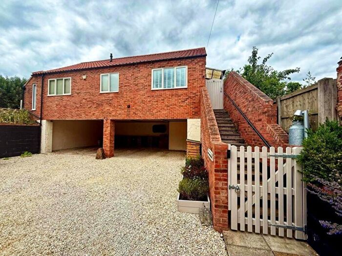 4 Bedroom Detached House For Sale In Main Street, Farnsfield, Newark, NG22