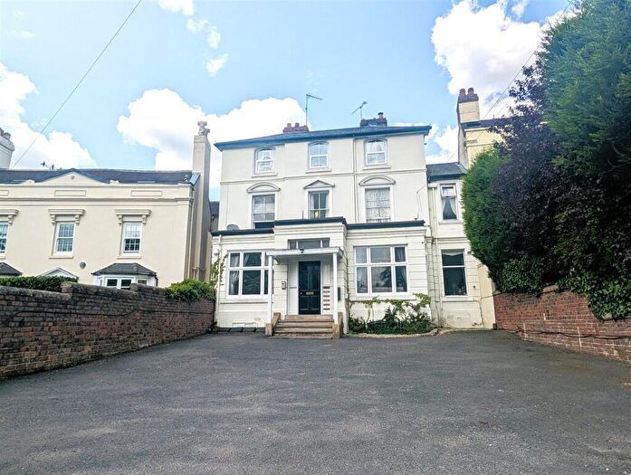 1 Bedroom Apartment For Sale In Birmingham Road, Hagley, Stourbridge, DY9