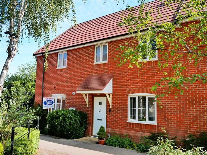 3 Bedroom Terraced House For Sale In Bowood View, Calne, SN11
