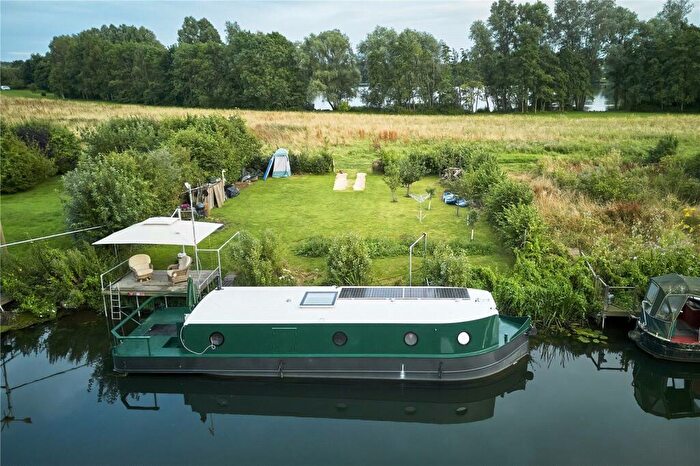 1 Bedroom House For Sale In Manor Meadows, Tansor, PE8