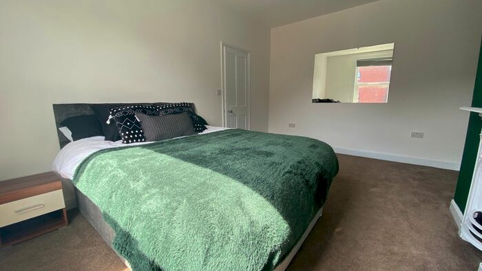 2 Bedroom Terraced House To Rent In Banstead Street West, Leeds, LS8