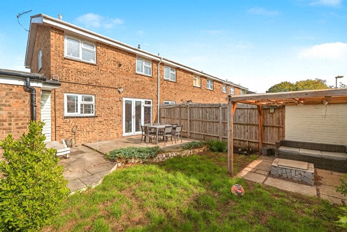 3 Bedroom End Of Terrace House For Sale In Fleming Avenue, North Baddesley, Southampton, SO52