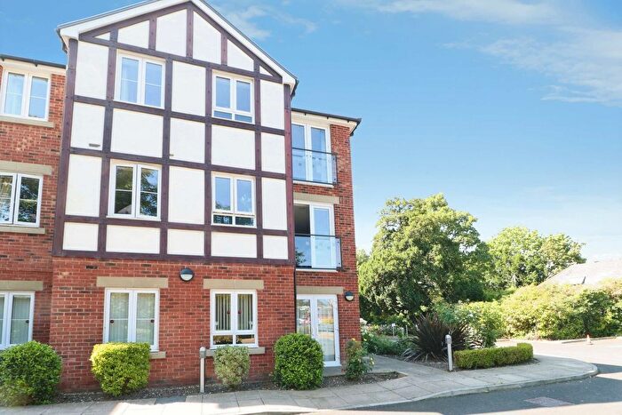 2 Bedroom Flat For Sale In The Laureates, Newgate Street, Cottingham, HU16