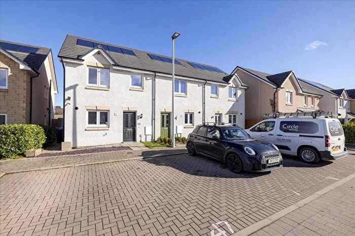 2 Bedroom Terraced House For Sale In Cadwell Crescent, Gorebridge, EH23