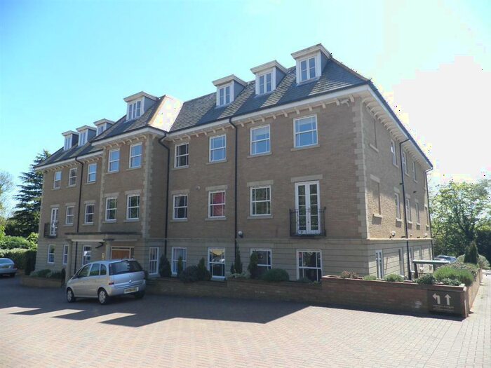 2 Bedroom Apartment To Rent In Thorpe Road, Peterborough, PE3