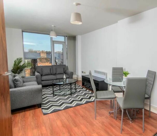 2 Bedroom Flat To Rent In Hagley Road, Birmingham, B16