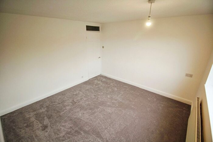 3 Bedroom Terraced House For Sale In Snapebrook Grove, Wilmslow, Cheshire, SK9