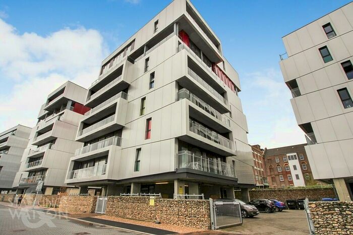 2 Bedroom Maisonette To Rent In Robinson Bank, Geoffrey Watling Way, Norwich, NR1