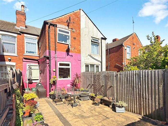 3 Bedroom Terraced House For Sale In Stanhope Road, Doncaster, South Yorkshire, DN1