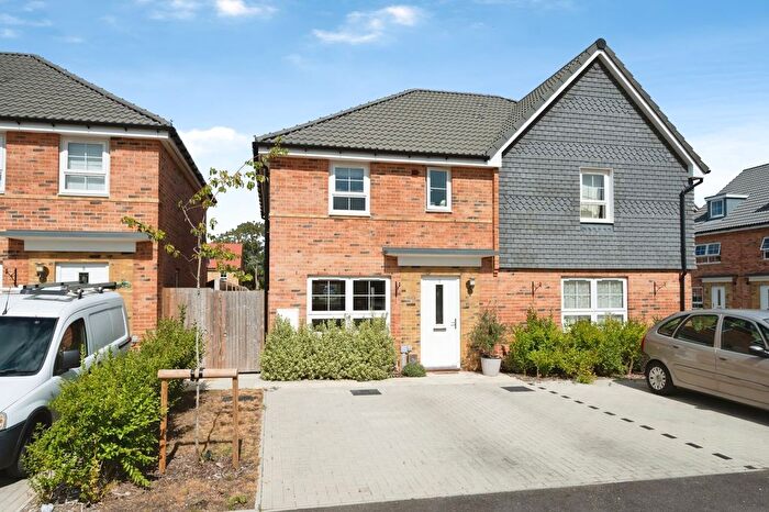 3 Bedroom Semi-Detached House For Sale In Temple Road, Hayling Island, Hampshire, PO11