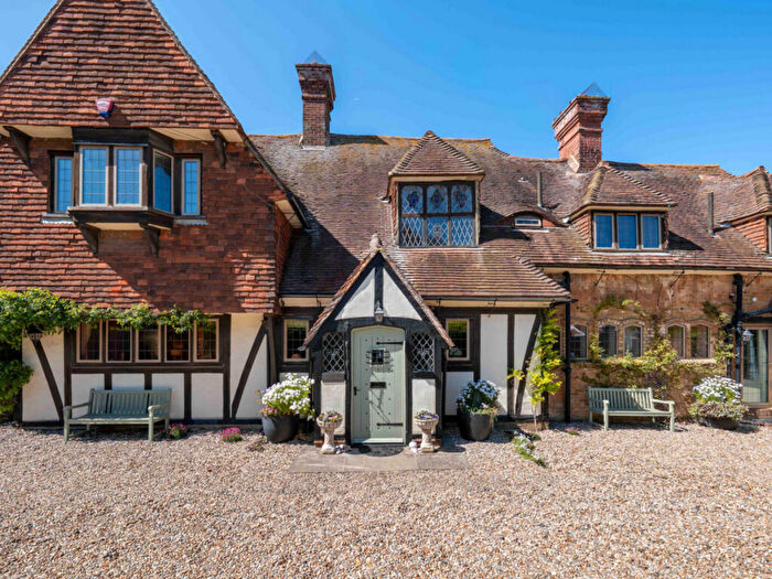 6 Bedroom Country House For Sale In Fitzroy Avenue, Kent, CT10