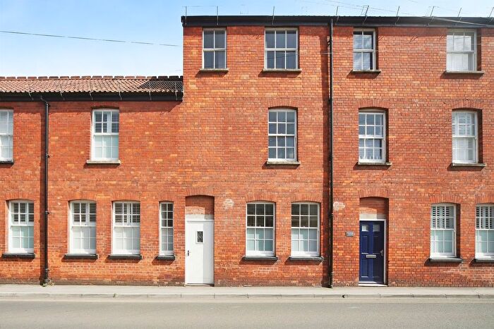 2 Bedroom Maisonette For Sale In Wilton Terrace, Taunton, TA1