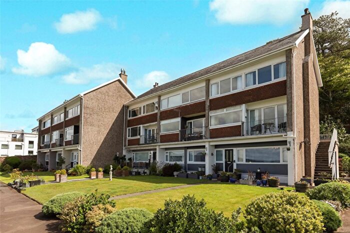 2 Bedroom Flat For Sale In Shuma Court, Skelmorlie, North Ayrshire, PA17