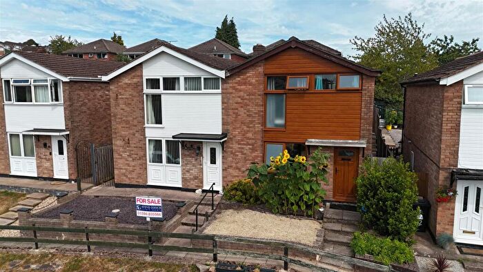 3 Bedroom Semi-Detached House For Sale In Cherry Walk, Lydney, GL15