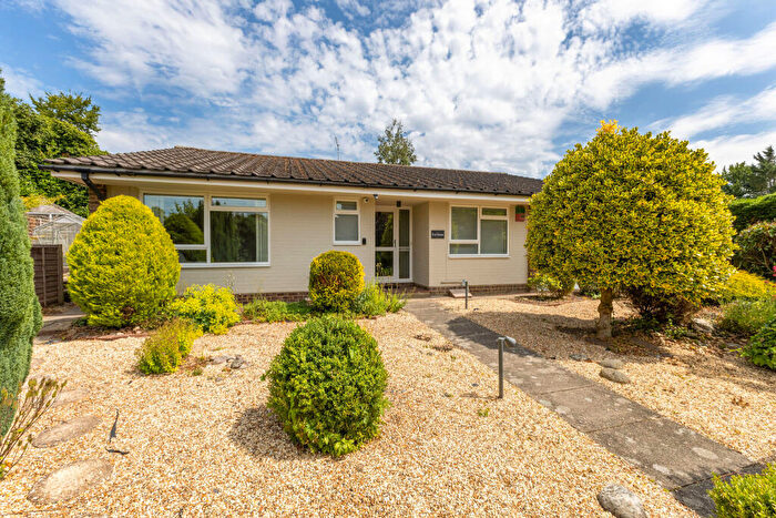 4 Bedroom Detached Bungalow For Sale In Huckers Lane, Selborne, GU34