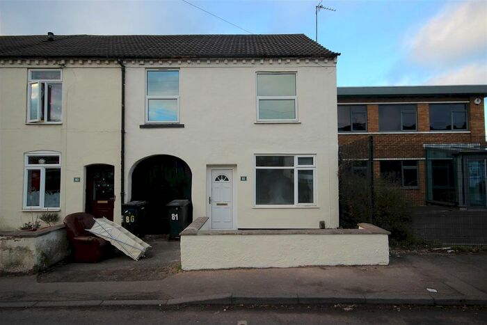 3 Bedroom End Of Terrace House To Rent In Malt Mill Lane, Halesowen, B62