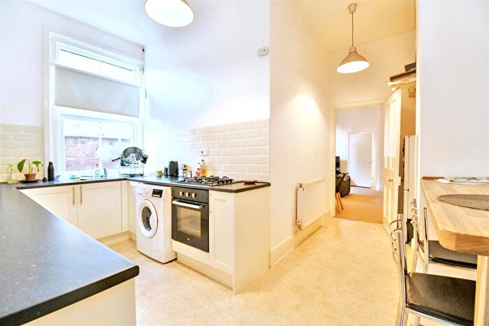 1 Bedroom Apartment For Sale In Heath Terrace Leamington Spa, CV32