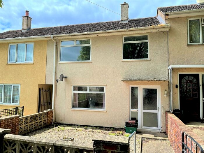 3 Bedroom Terraced House To Rent In Blackmoor Road, Taunton, TA2