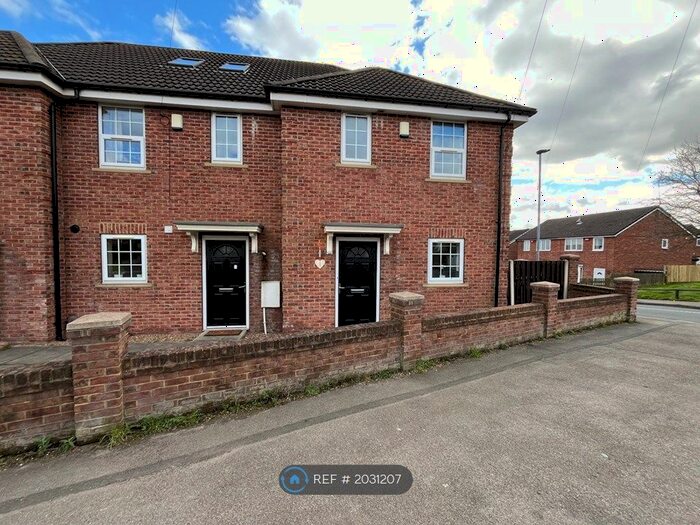 3 Bedroom End Of Terrace House To Rent In The Dards, Cudworth, Barnsley, S72