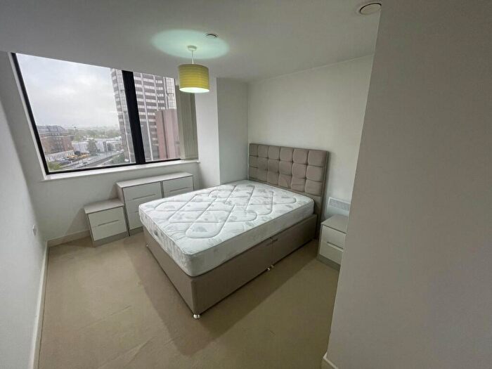 1 Bedroom Flat To Rent In Broad Street, Birmingham, West Midlands, B15