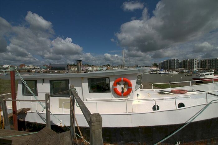 Apartment To Rent In Lower Beach Road, Shoreham By Sea, BN43