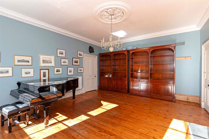 5 Bedroom End Of Terrace House To Rent In Duncan Street, Edinburgh, EH9