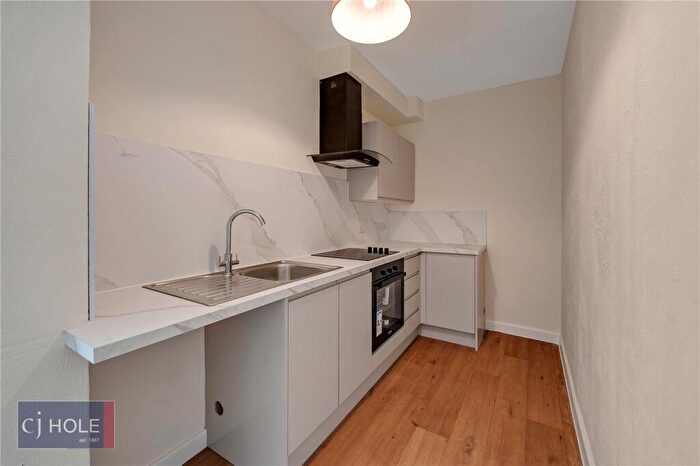 2 Bedroom Apartment To Rent In Soundwell Road, Bristol, Gloucestershire, BS15