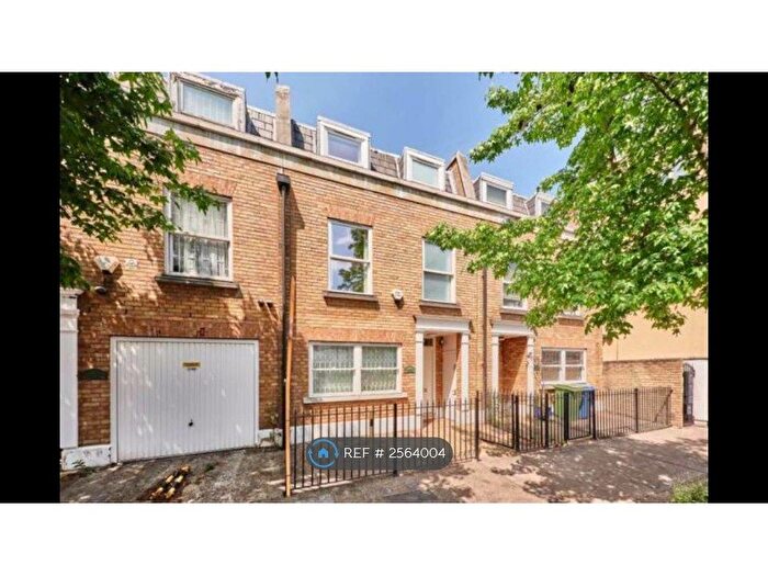 4 Bedroom Terraced House To Rent In Butterworth Terrace, London, SE17