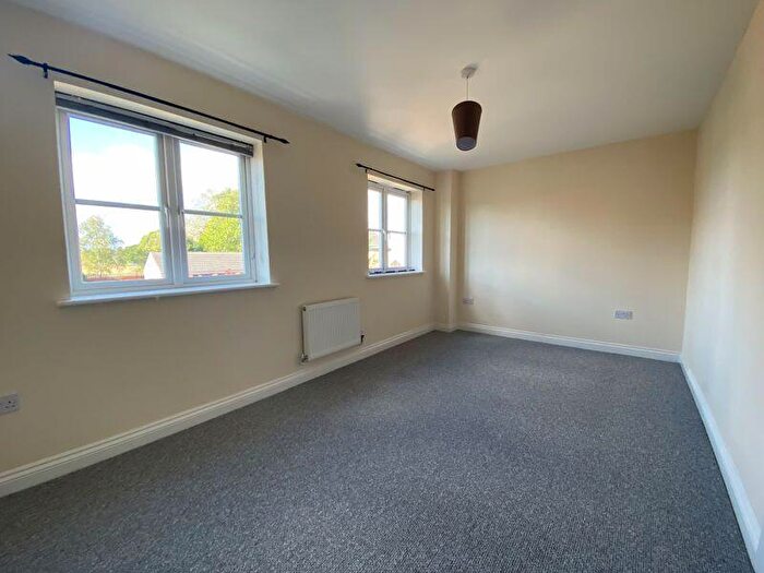 4 Bedroom Town House To Rent In East Of England Way, Orton Northgate, Peterborough, PE2