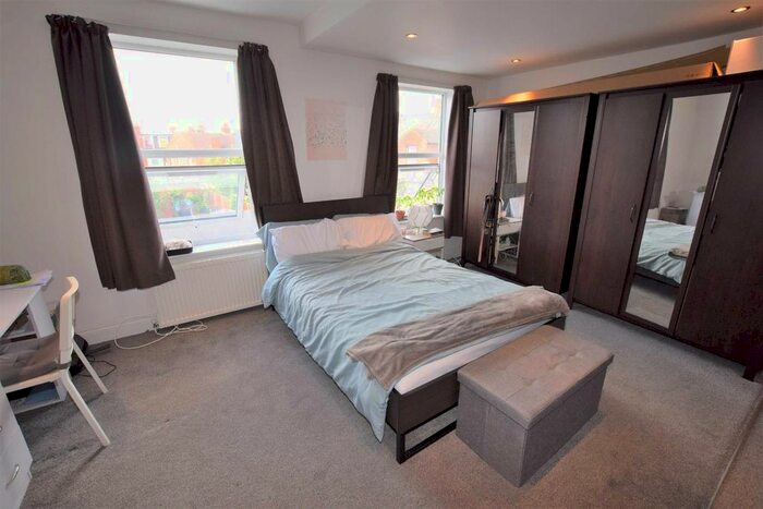 Studio To Rent In Wilberforce Road, London, NW9