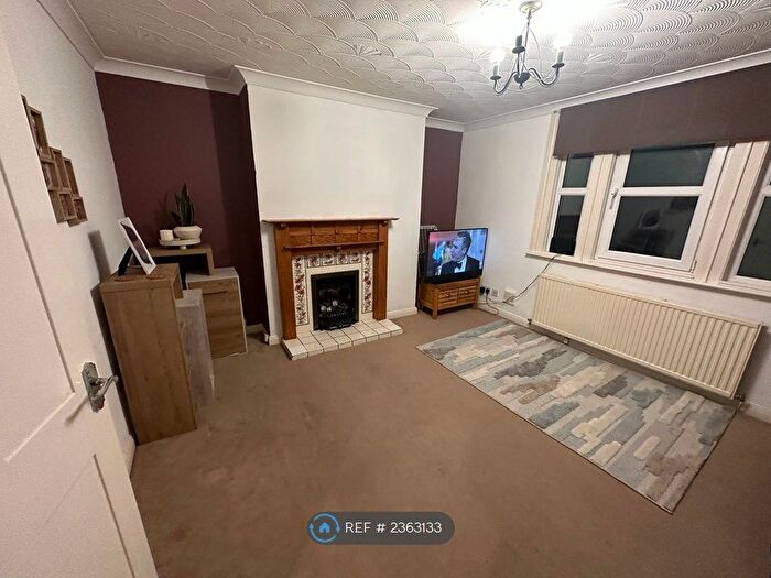 1 Bedroom Flat To Rent In Barnwood Road, Gloucester, GL2