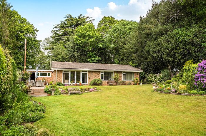 4 Bedroom Bungalow For Sale In The Village, Finchampstead, Berkshire, RG40