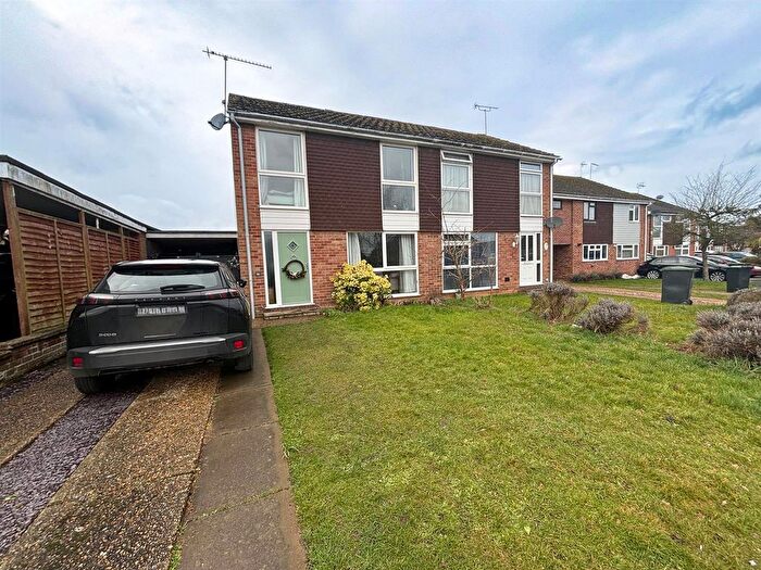 3 Bedroom Semi-Detached House For Sale In Foxglove Avenue, Needham Market, Ipswich, IP6