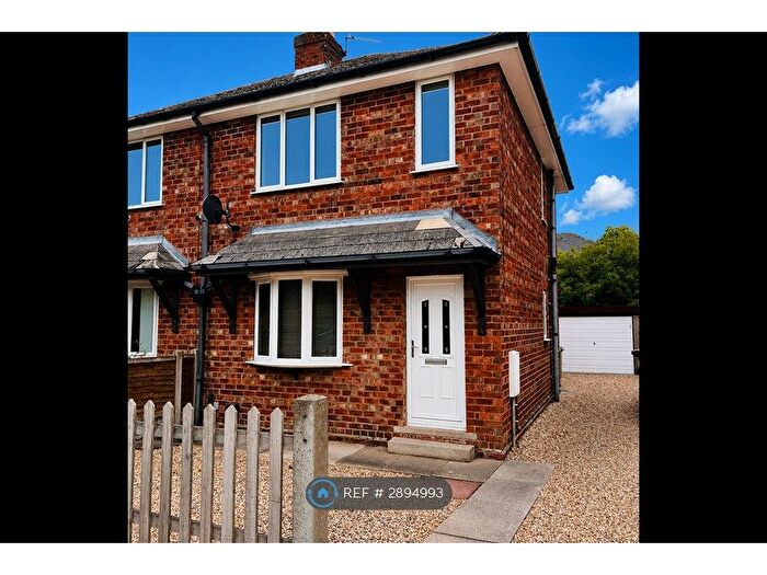2 Bedroom Semi-Detached House To Rent In Queensfield, Gainsborough, DN21