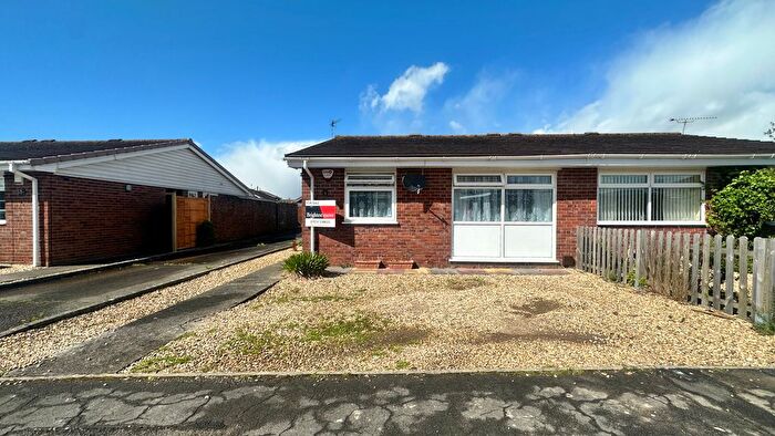 2 Bedroom Semi-Detached Bungalow For Sale In Snowberry Close, Worle, BS22
