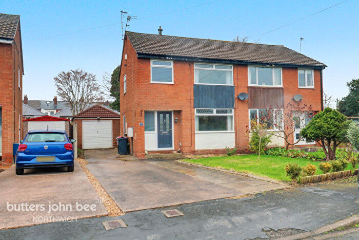 3 Bedroom Semi-Detached House For Sale In Meadow Lane, Northwich, CW9